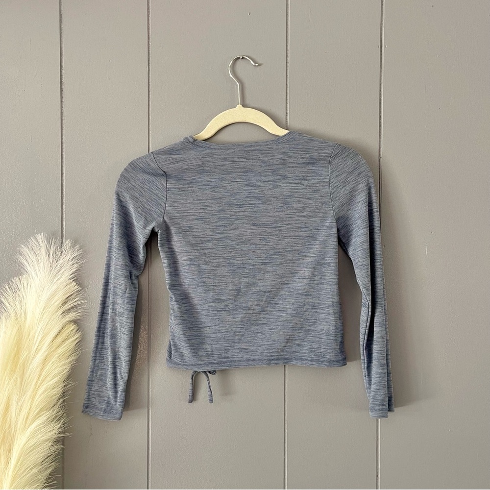 Athletic Long Sleeve Crop Top - Picture 3 of 3